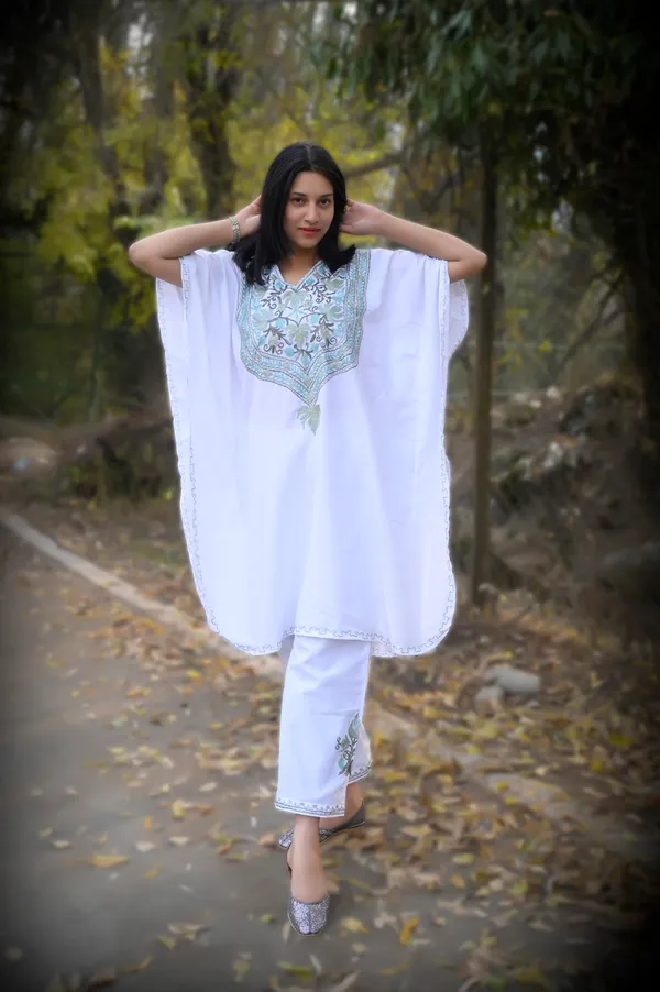White_Kaftaan_Coord_Set