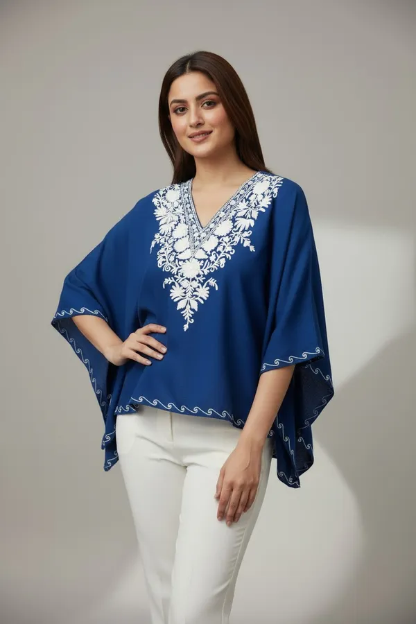 WHITE_ON_BLUE_SHORT_KAFTAAN