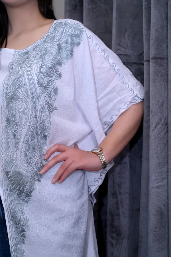 Grey_On_White_Open_Crushed_Cotton_Kashmiri_Aari_Embroidery__Kaftaan