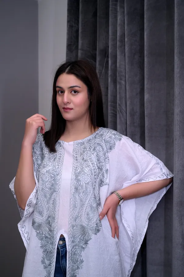 Grey_On_White_Open_Crushed_Cotton_Kashmiri_Aari_Embroidery__Kaftaan
