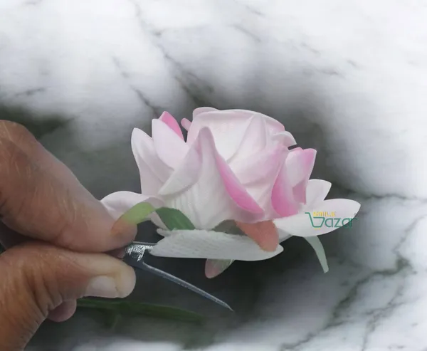8_Pc_-_Big_Rose_Alligator_Clips_-_Baby_Pink
