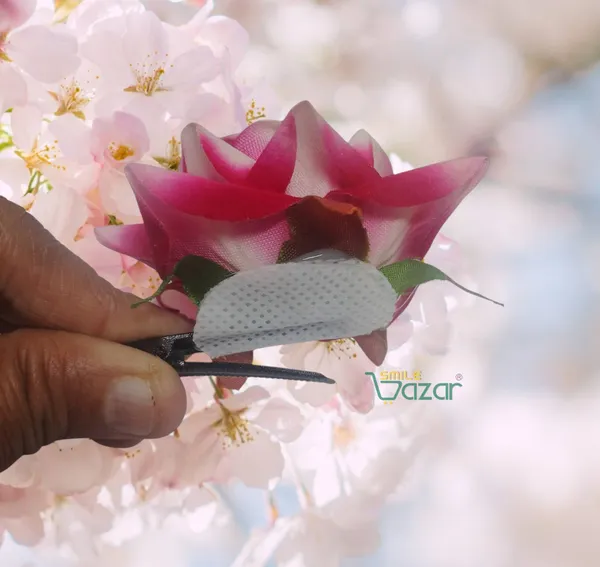 8_Pc_-_Big_Rose_Alligator_Clips_-_Magenta_White