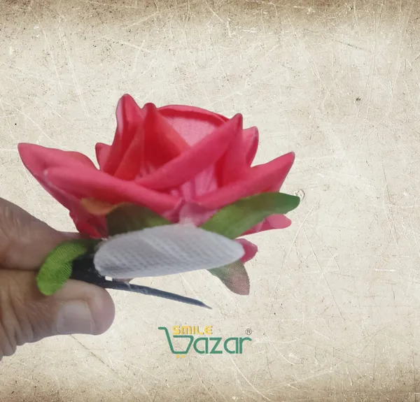 8_Pc_-_Big_Rose_Alligator_Clips_-_Salmon_Red