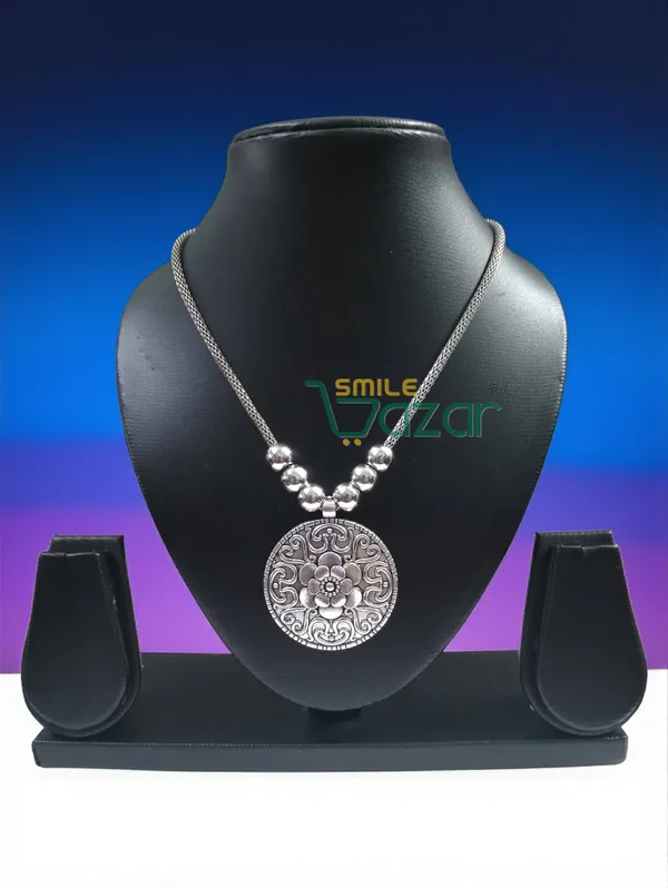 Artificial_Oxidised_Silver_Big_Pendant_Necklace_Chain__-_1_PC