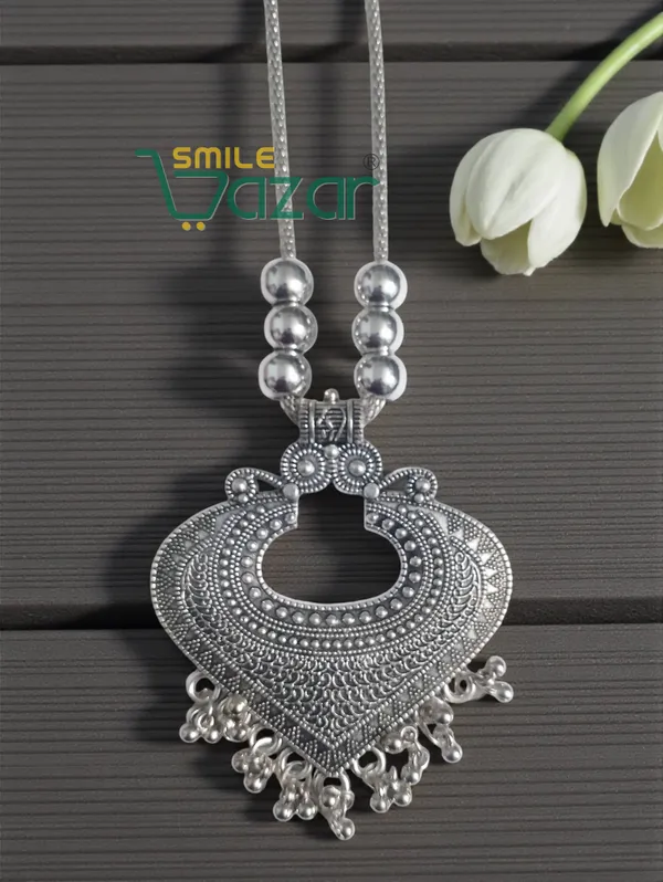 Artificial_Oxidised_Traditional_Silver_Big_Pendant_Necklace_Stylish_Necklace_Chain_Jewellery_–_1_PC