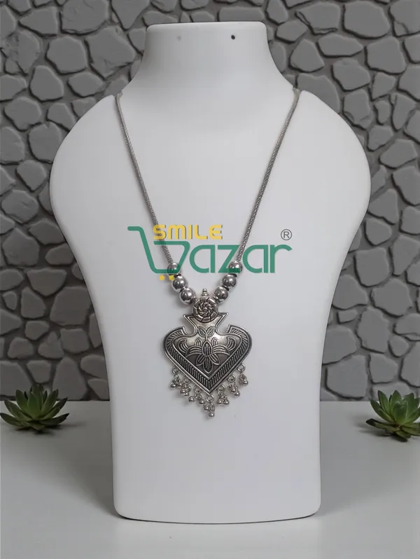 Artificial_Oxidised_Traditional_Silver_Big_Pendant_Necklace_Stylish_Necklace_Chain_Jewellery_–_Antique_Statement_Jewellery_for_Girls_&_Women_-_1_PC