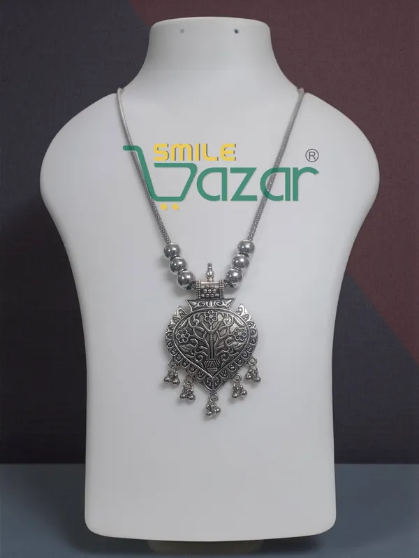 Artificial_Oxidised_Traditional_Silver_Big_Pendant_Necklace_Stylish_Necklace_Chain_Jewellery_–_Antique_Statement_Jewellery_for_Girls_&_Women_-_1_PC