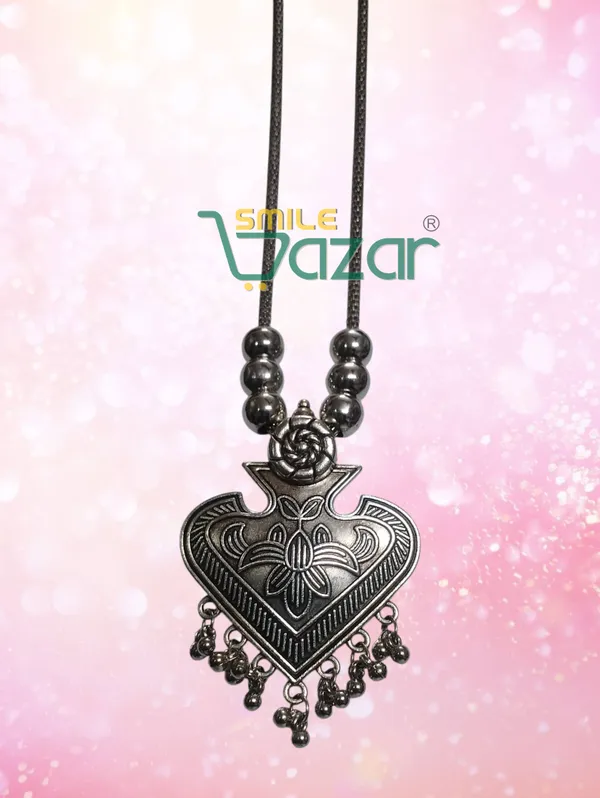 Artificial_Oxidised_Traditional_Silver_Big_Pendant_Necklace_Stylish_Necklace_Chain_Jewellery_–_Antique_Statement_Jewellery_for_Girls_&_Women_-_1_PC