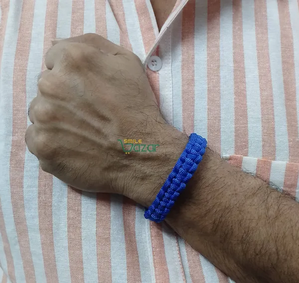 BLUE_COLOUR_HANDMADE__BRACELET_ADJUSTABLE_WRISTBAND_BRACELET_FRIENDSHIP_BAND_FOR_WOMEN_AND_MEN_SKIN_FRIENDLY_