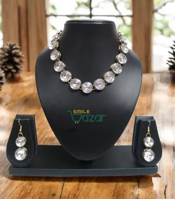 Elegant_Kundan_Necklace_Set_For_All_Occasions