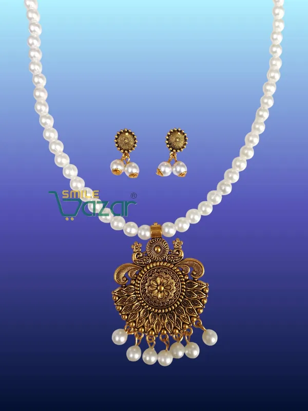 Ethnic_Big_Pendant_Artificial_Oxidised_Necklace_Set__for_Girls_&_Women_-_WHITE
