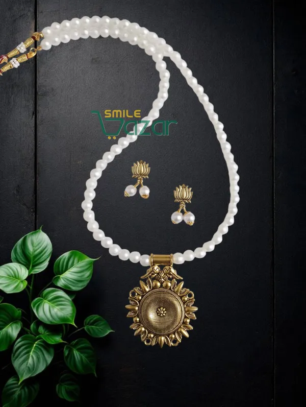 Ethnic_Big_Pendant_Artificial_Oxidised_Necklace_Set__for_Girls_&_Women_-_WHITE