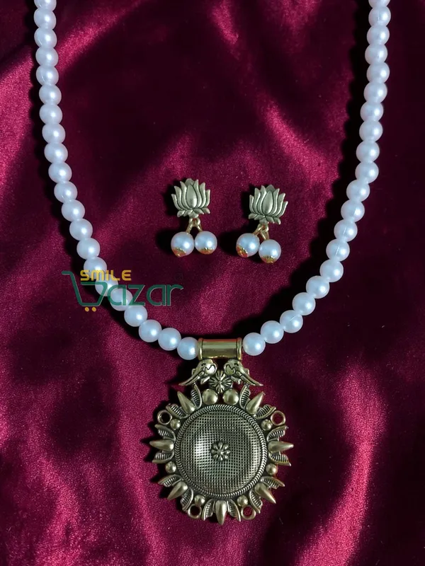 Ethnic_Big_Pendant_Artificial_Oxidised_Necklace_Set__for_Girls_&_Women_-_WHITE