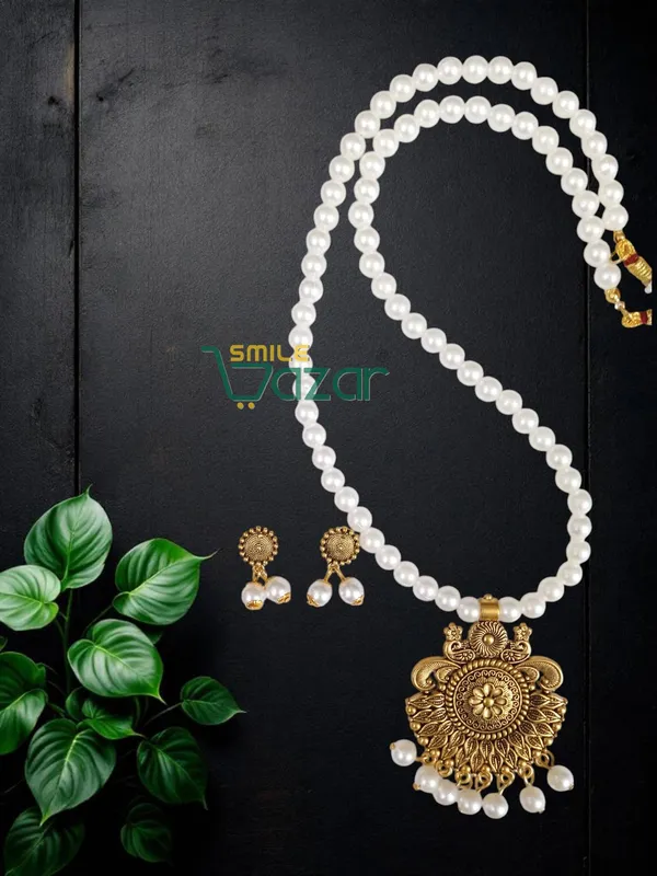 Ethnic_Big_Pendant_Artificial_Oxidised_Necklace_Set__for_Girls_&_Women_-_WHITE