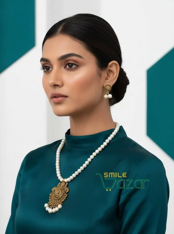Ethnic_Big_Pendant_Artificial_Oxidised_Necklace_Set__for_Girls_&_Women_-_WHITE