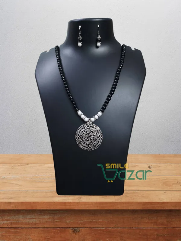 Ethnic_Big_Pendant_Artificial_Oxidised_Necklace_Set__for_Girls_&_Women_-__BLACK_&_WHITE