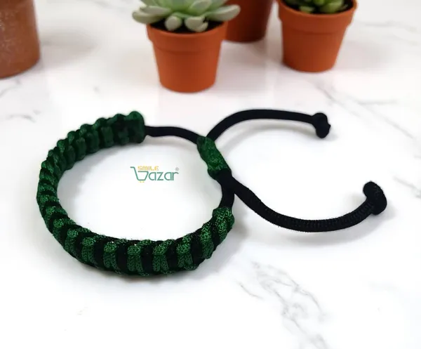 GREEN_AND_BLACK_COLOUR_HANDMADE__BRACELET_ADJUSTABLE_WRISTBAND_BRACELET_FRIENDSHIP_BAND_FOR_WOMEN_AND_MEN_SKIN_FRIENDLY