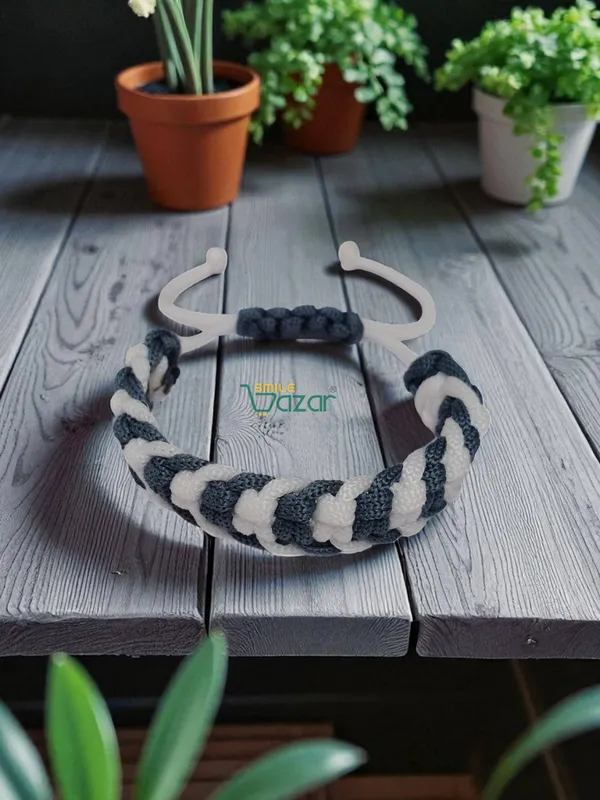 GREY_AND_WHITE_HANDMADE__BRACELET_ADJUSTABLE_WRISTBAND_BRACELET_FRIENDSHIP_BAND_FOR_WOMEN_AND_MEN_SKIN_FRIENDLY_