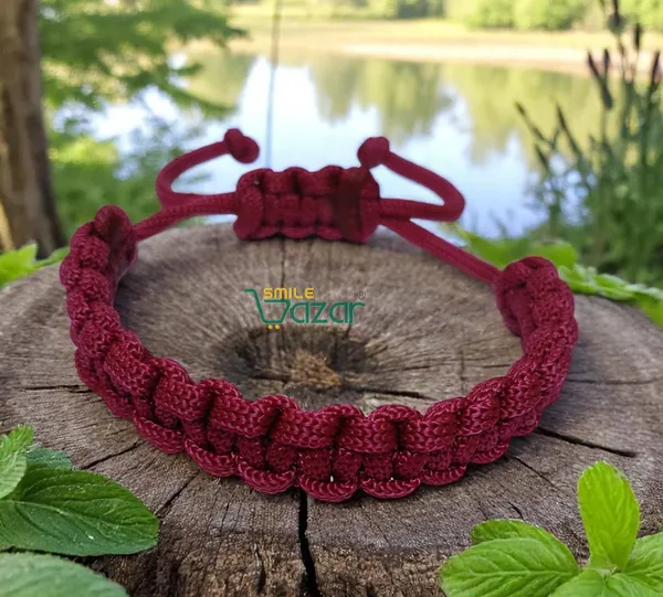 MAGENTA_COLOUR_HANDMADE__BRACELET_ADJUSTABLE_WRISTBAND_BRACELET_FRIENDSHIP_BAND_FOR_WOMEN_AND_MEN_SKIN_FRIENDLY