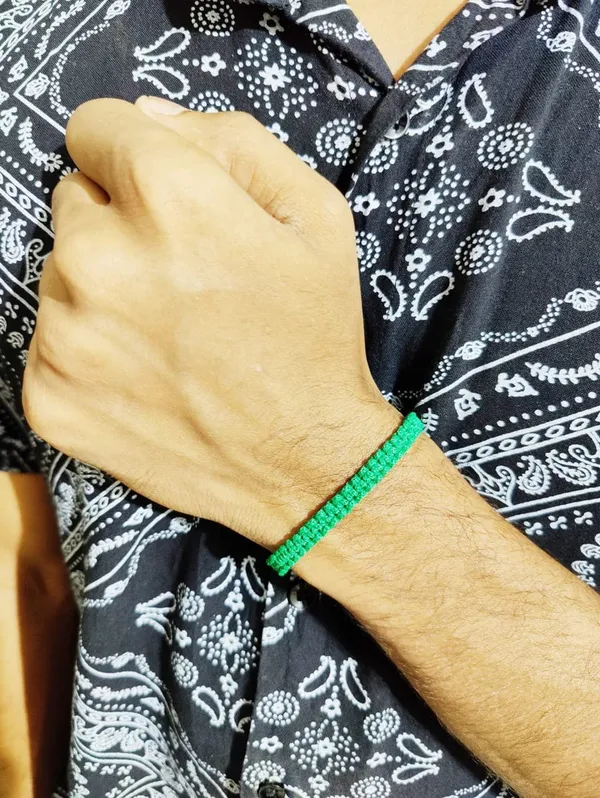 Green_Bracelet_Adjustable_Wristband_Handmade_Bracelet_Friendship_Band_For_Women_And_Men_Skin_Friendly