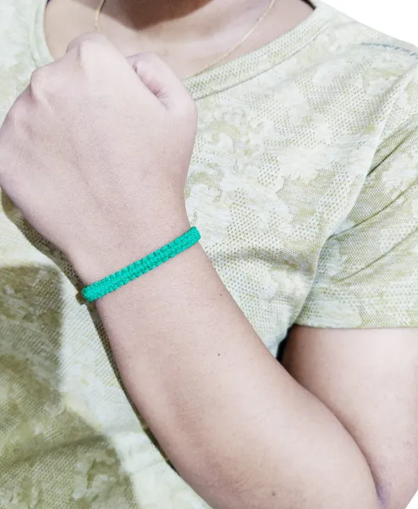 Green_Bracelet_Adjustable_Wristband_Handmade_Bracelet_Friendship_Band_For_Women_And_Men_Skin_Friendly