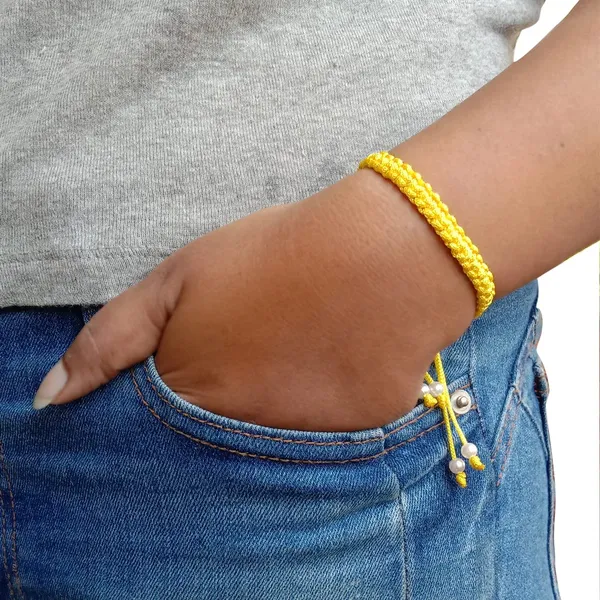 Yellow_Bracelet_Adjustable_Charming_Wristband_Handmade_Macrame_Friendship_Band_For_Women_And_Men