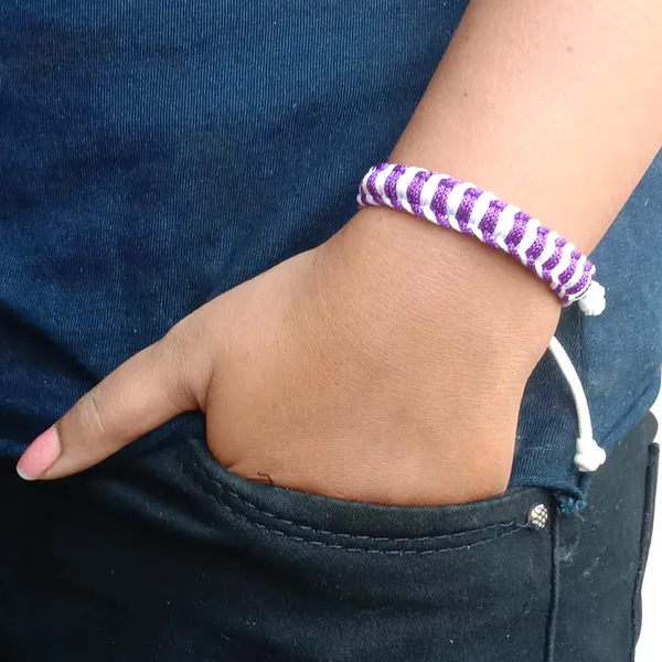 Violet_And_White_Bracelet_Adjustable_Charming_Wristband_Handmade_Macrame_Bracelet_Friendship_Band_For_Women_And_Men