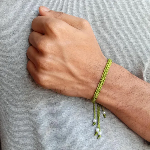 Military_Green_Bracelet_Adjustable_Charming_Wristband_Handmade_Macrame_Friendship_Band_For_Women_And_Men