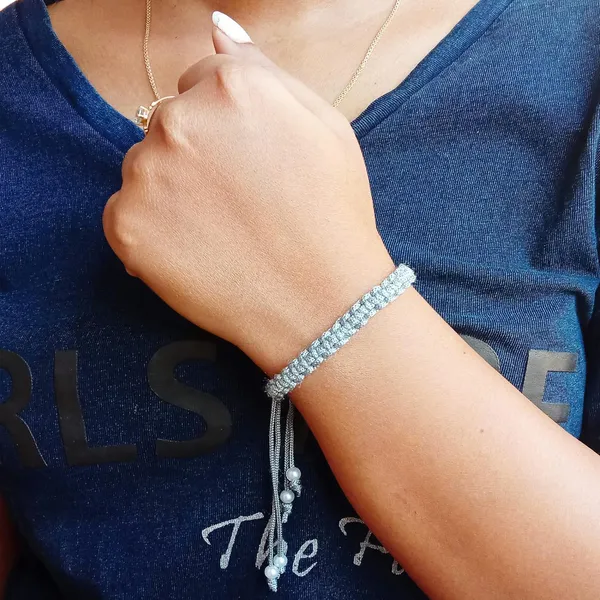 Grey_Adjustable_Charming_Wristband_Handmade_Macrame_Bracelet_Friendship_Band_For_Women_And_Men