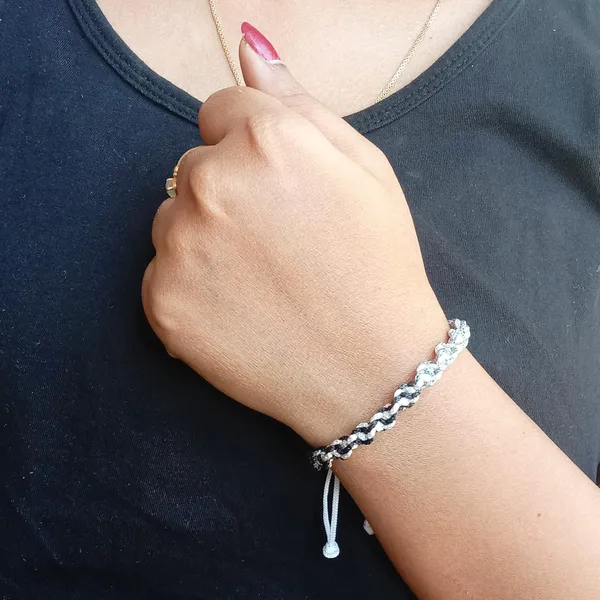 Black_Grey_Shaded_Bracelet_Adjustable_Charming_Wristband_Handmade_Macrame_Bracelet_Friendship_Band_For_Women_And_Men