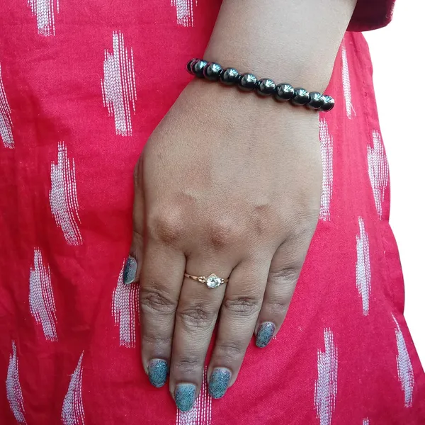 Black_Hematite_Stretchable_Bracelet_For_Protection_And_Grounding_Crystal_Healing_Gemstone_(8Mm)