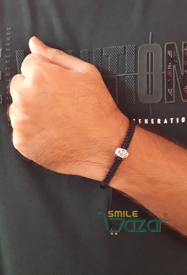 Smilebazar�Handmade_Adjustable_Bracelet_With_Skull_Charm_Wristband_Bracelet_Friendship_Band_For_Men,Girls,_Boys_And_Women_-_Black