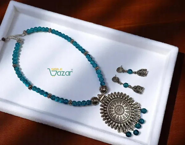 TURQUOISE_COLOUR_DAZZLING_KUNDAN_NECKLACE_SET_FOR_ALL_OCCASION