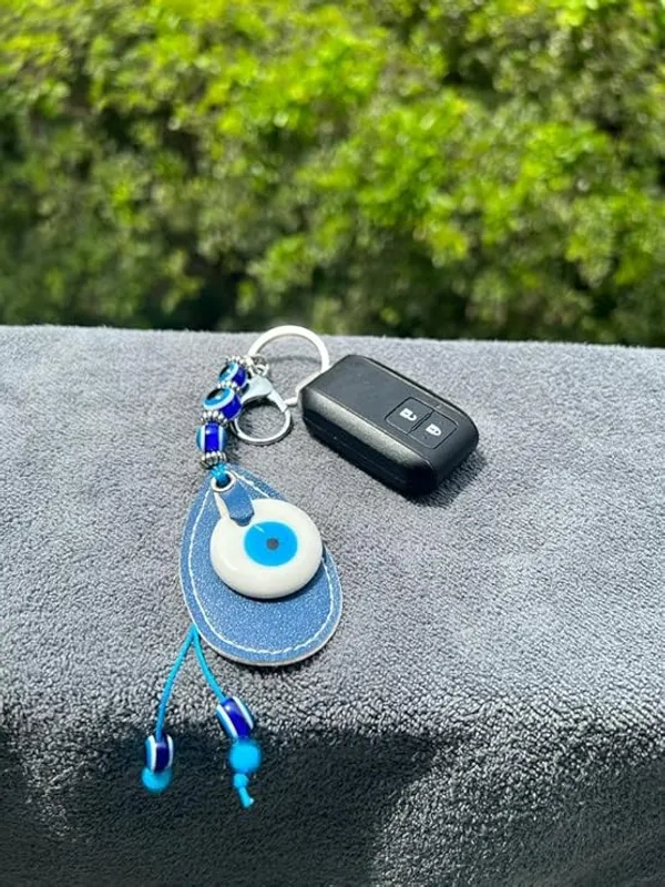 Pack_of_2_BLUE_BEADS_Original_Blue_and_White_Evil_Eye_Stone_With_Blue_Leather_Keychain_For_Bike/Car_Gifting_With_Key_Ring