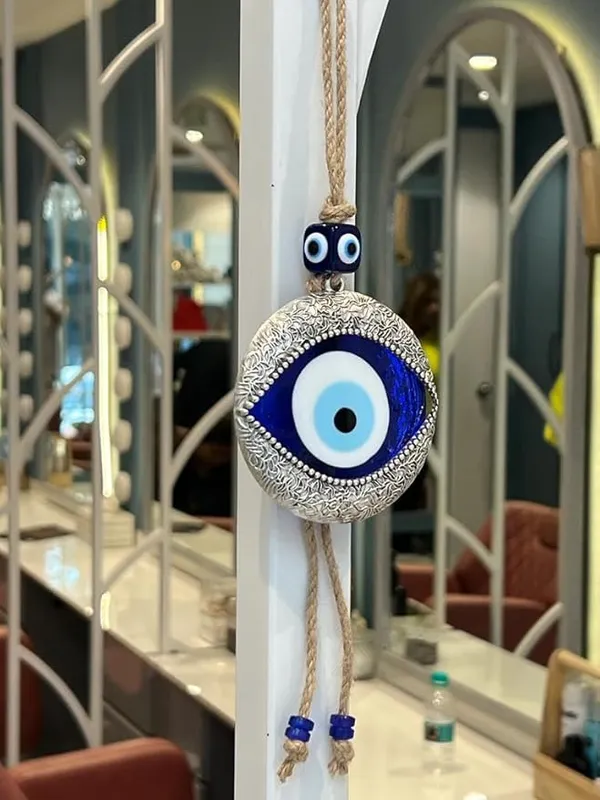 Metal_Feng_Shui_Vastu_Blue_Big_Glass_Evil_Eye_Door/Wall_Hanging_Nazar_Suraksha_Amulet_Decoration_Home/Office_(Silver)