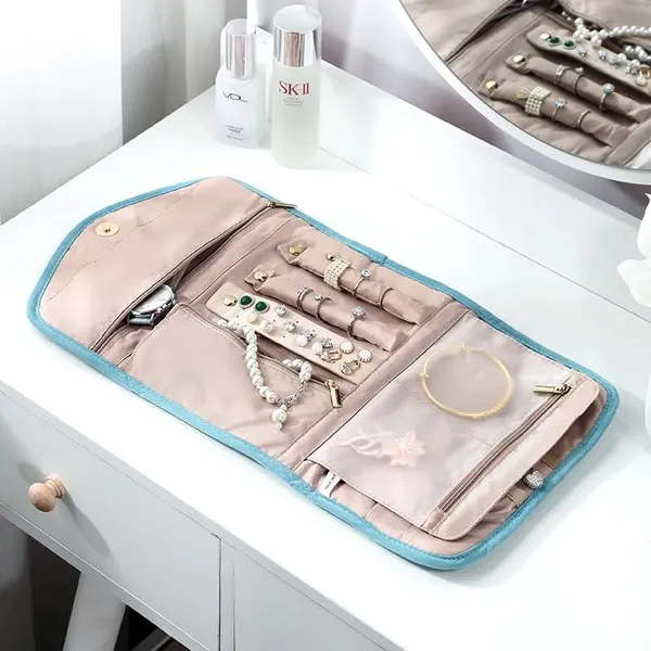 BLUE_BEADS_Big_Size_Foldable_Jewellery_Roll_Carrying_Portable_Jewellery_Organiser_for_Necklace,_Earrings,_Rings_etc_.Hanging_Jewellery_Storage_Bag_with_Zipper_Closure,_For_Women_Girls_(Turqoise)