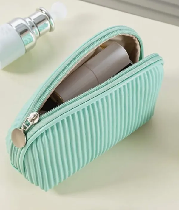 BLUE_BEADS_Small_Quilted_Design_Cute_Makeup_Bag,_Mini_Cosmetic_Pouch,_Beauty_Bag,_Handy_Zipper_Pouch,_Portable_Travel_Bag,_Women_Girl_(Green)_15x6.5x12_cm