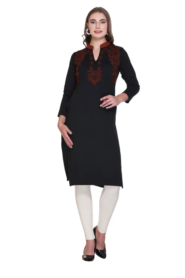 Rosary_Women_Printed_Straight_Kurta_(Black)