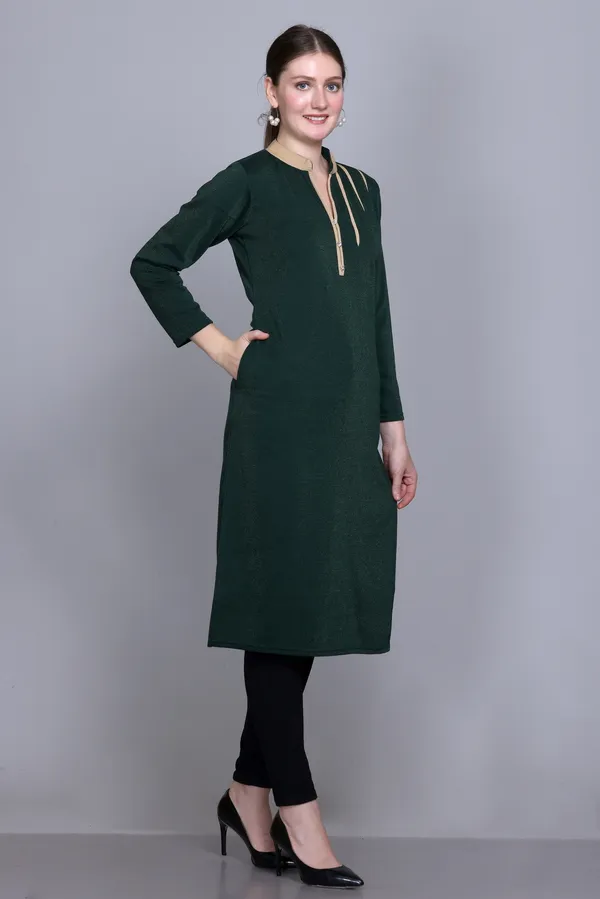 Rosary_Women_Solid_A-line_Kurta_(Green)
