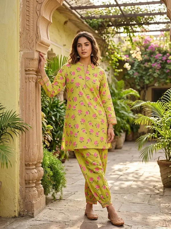 Kurta_and_Salwar_set