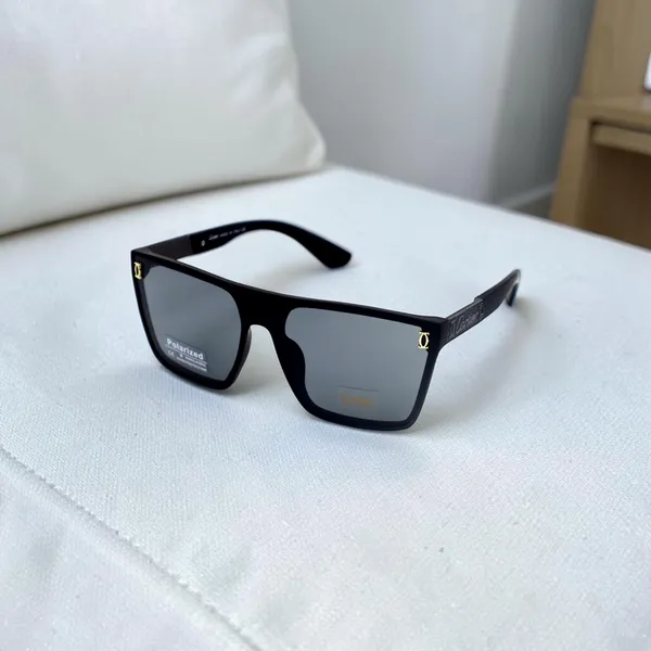 SwamiRaj_EyeWorld_One_Piece_Premium_Branded_Sunglasses_with_Stylish_Rich_Looking_UV_Protected_Polarized_Lens_for_Men_&_Women_(TR_69091_Black)