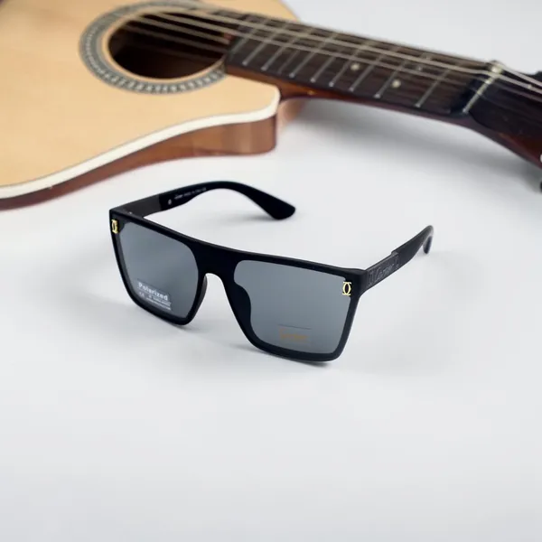 SwamiRaj_EyeWorld_One_Piece_Premium_Branded_Sunglasses_with_Stylish_Rich_Looking_UV_Protected_Polarized_Lens_for_Men_&_Women_(TR_69091_Black)