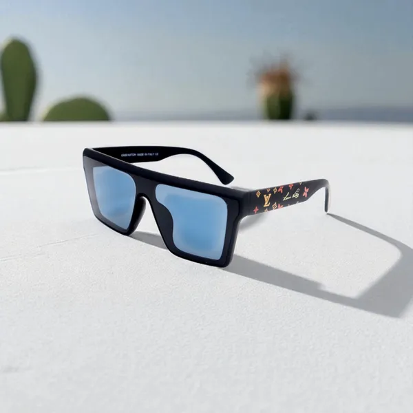 SwamiRaj_EyeWorld_One_Piece_Black__Broad_Square_Sunglasses_(Acetate_Frame,_Full_Black_Polycarbonate_Lens,_UV_Protected)