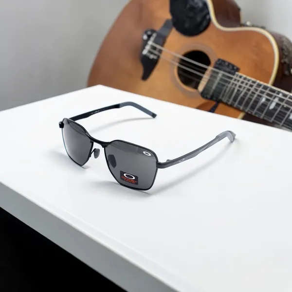 SwamiRaj_EyeWorld_Hexagonal_Premium_Branded_Sunglasses_with_Stylish_Rich_Looking_UV_Protected_Polarized_Lens_for_Men_&_Women_(008916_Black_with_Grey)