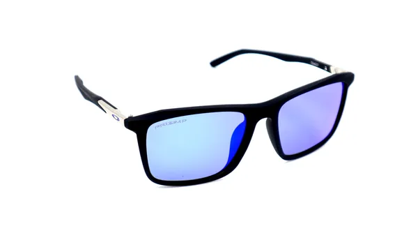 SwamiRaj_EyeWorld_Sporty_Sunglasses,_Medium,_Polarized_UV_Lens,_Lightweight_Frame_(Black_with_Blue_Mercury)