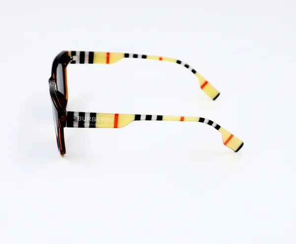 SwamiRaj_EyeWorld_Premium_Branded_Sunglasses_with_Stylish_Rich_Looking_UV_Protected_Sunglasses_(B4293_S)