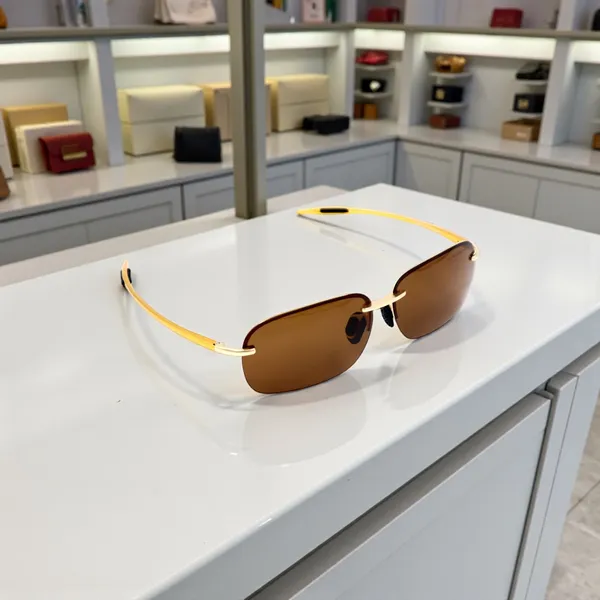 SwamiRaj_EyeWorld_Sporty,_Medium,_Polarized_UV_Lens,_Aluminum_Frame_with_Rubber_Grip_&_Silicon_Nose_pad,_Unisex