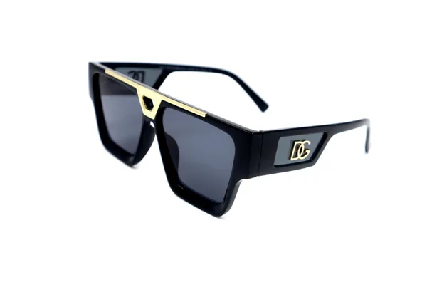 SwamiRaj_EyeWorld_Premium_Branded_Sunglasses_with_Stylish_Rich_Looking_UV_Protected_Sunglasses_(_5011_Black)