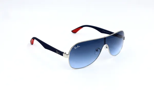 SwamiRaj_EyeWorld_One_Piece_Premium_Branded_Sunglasses_with_Stylish_Rich_Looking_UV_Protected_Polycarbonate__Lens_for_Men_&_Women_(R.B._1988_Silver_with_Blue)