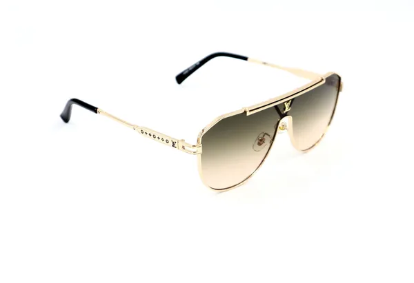 SwamiRaj_EyeWorld_One_Piece_Premium_Branded_Sunglasses_with_Stylish_Rich_Looking_UV_Protected_Polycarbonate_Lens_(22295_Golden_with_Brown)